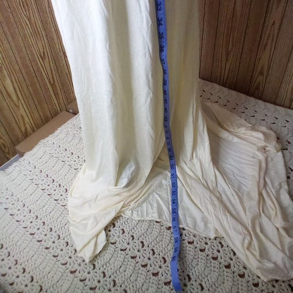 Maternity Elegant Fitted Maternity Gown Long Sleeve Cross-Front V Neck - Picture 5 of 9